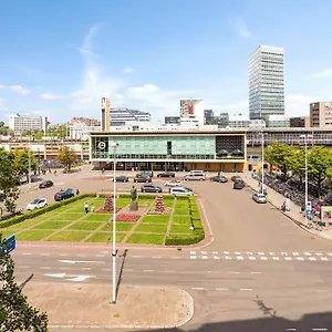 Appartement Historical 80m2 Retreat With Sauna Option - R51b, Eindhoven
